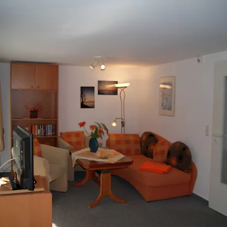 Juerss Strandstrasse Bernstein Apartment Nienhagen
